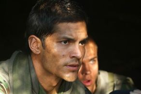 Nicholas Gonzalez and Michael Simpson in Behind Enemy Lines II: Axis of Evil (2006)