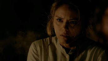 Leslie-Anne Panaligan in The Vampire Diaries (2009)