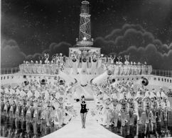 Eleanor Powell, Jean Ashton, Myrla Bratton, Jacqueline Daix, Midgie Dare, Doris Davenport, Mary Dees, Gay DeLys, Mary Gw