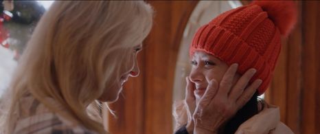 Lindsay Wagner and Laur Allen, 