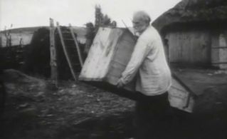 Dmitri Milyutenko in Krynytsya dlya sprahlykh (1965)