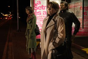 Alex Brendemühl, Mercedes Sampietro, and Aina Clotet in 53 días de invierno (2006)