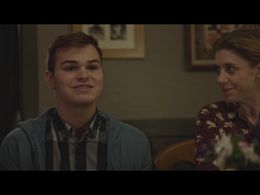 Jordan Tortorello (Jamey) in Casual Season 3