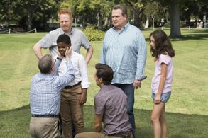 Nathan Lane, Jesse Tyler Ferguson, Eric Stonestreet, Christian Barillas, Aubrey Anderson-Emmons, and Cedric Joe in Moder