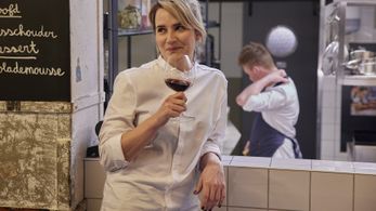 Barbara Sloesen in Taste of Love (2022)