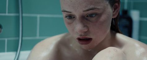 Luna Wedler in Blue My Mind (2017)