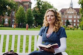 Diana Amft in Doctor's Diary (2008)