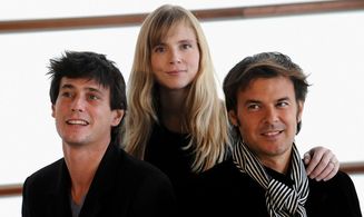 Isabelle Carré, Louis-Ronan Choisy, and Pierre Louis-Calixte at an event for Hideaway (2009)