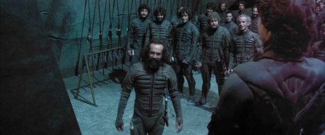 Kyle MacLachlan and Honorato Magaloni in Dune (1984)