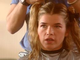 Anke Engelke in Ladykracher (2002)