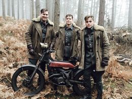 Wonder Woman Pine/Kalik/Knight