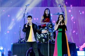 Joe Jonas, Hailee Steinfeld, Jack Lawless, and DNCE