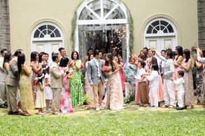 Sam Concepcion and Tippy Dos Santos in I Do Bidoo Bidoo: Heto nApo sila! (2012)