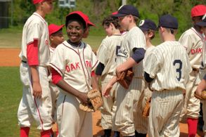 Elisha Williams in The Wonder Years (2021)