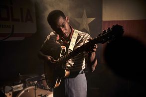 Leon Bridges in This Is Home (2016)