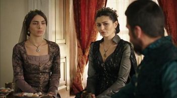 Deniz Çakir and Nur Fettahoglu in The Magnificent Century (2011)