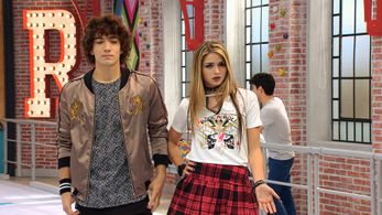 Jorge López and Giovanna Reynaud in Soy Luna (2016)