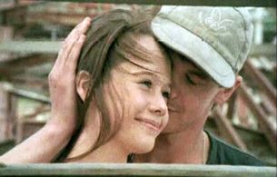 Tauras Cizas and Elena Korikova in Kha-bi-assy (1990)