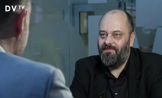 Petr Jarchovský and Martin Veselovský in DVTV (2014)