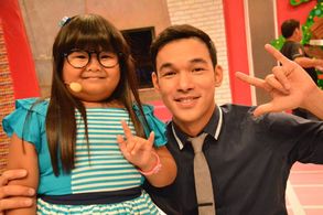Mark Bautista and Ryzza Mae Dizon in The Ryzza Mae Show (2013)