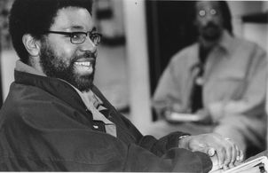 Filmmaker Sowande Tichawonna on set for 