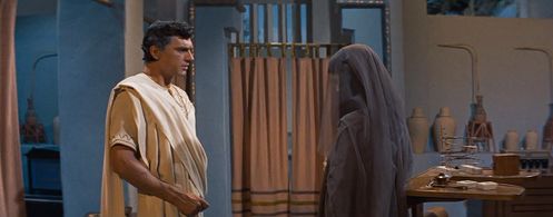 Bella Darvi and Edmund Purdom in The Egyptian (1954)