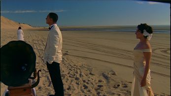 Pedro Hossi and Adriana Diaz in Borderline (2009)