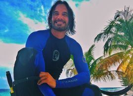 Still of Mario Cimarro as Mauricio