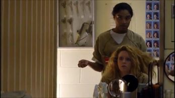 Still of Jennifer Brito and Natasha Lyonne in 