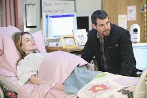 Monica Keena and Derek Phillips in Private Practice (2007)