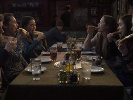 Jolie Hoang-Rappaport, Aubrey K. Miller, Olivia Sanabia, Abby Donnelly, Tyler Sanders, and Jenna Qureshi in Just Add Mag