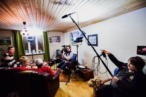 Niclas Lindahl, Agnes Lindström Bolmgren, Sune Eskelinen, and Mattias Malmros in A Kumla Love Story (2017)