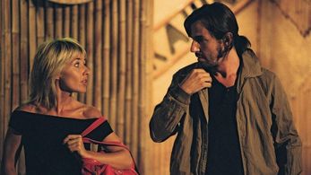 Cayetana Guillén Cuervo and Santi Millán in Idiot Love (2004)