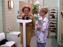 Heather James and Holland Taylor in The Naked Truth (1995)