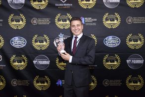 Carlo Essagian wins Best International Comedy Short