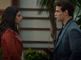 Emeraude Toubia and Alberto Rosende in Shadowhunters (2016)