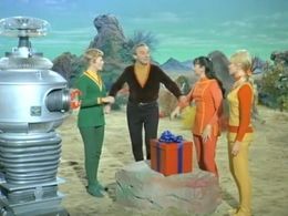 June Lockhart, Angela Cartwright, Jonathan Harris, and Marta Kristen in Lost in Space (1965)