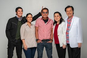 Ronnie Ricketts, Willie Ong, Liza Ong, Mariz, and Joey Chua in I, Will: The Doc Willie Ong Story (2020)