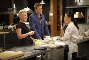 Pink, Curtis Stone, and Shirley Chung in Top Chef Duels (2014)