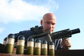 Richard Machowicz in FutureWeapons (2006)