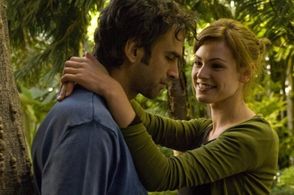 Gerald Kyd and Daisy Betts in Persons Unknown (2010)