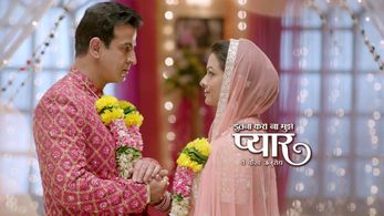 Ronit Roy and Pallavi Kulkarni in Itna Karo Na Mujhe Pyaar (2014)