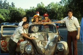 Cloris Leachman, Charles Martin Smith, Stephen W. Burns, Elyssa Davalos, and Joaquin Garay III in Herbie Goes Bananas (1