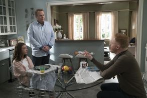 Jesse Tyler Ferguson, Eric Stonestreet, and Aubrey Anderson-Emmons in Modern Family (2009)