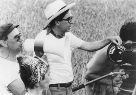 Paolo Taviani and Vittorio Taviani in The Night of the Shooting Stars (1982)