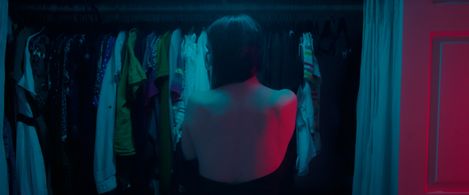 still of Kelsey Gunn in Grey rabbit episode Say Cheese