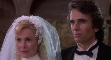 Victoria Tennant and Leonard Mann in Flowers in the Attic (1987)