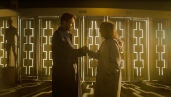 Petra Martínez and Carlos Cuevas in Stories to Stay Awake: El trasplante (2022)