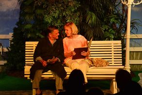 Actress Rhonda Davis in 