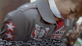 Yumi Sugimoto in Engine Sentai Go-onger: Shomin hîrô (2008)